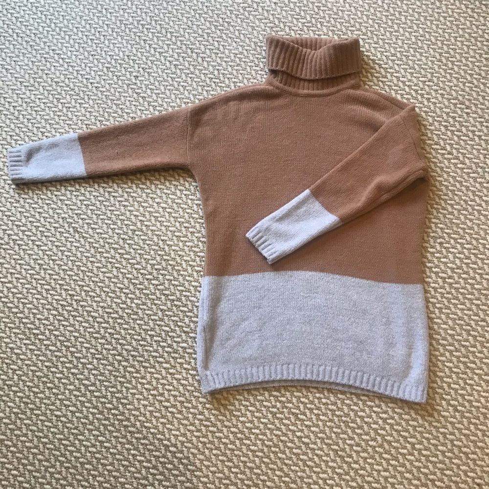 BCBG super sort color black turtle neck sweater